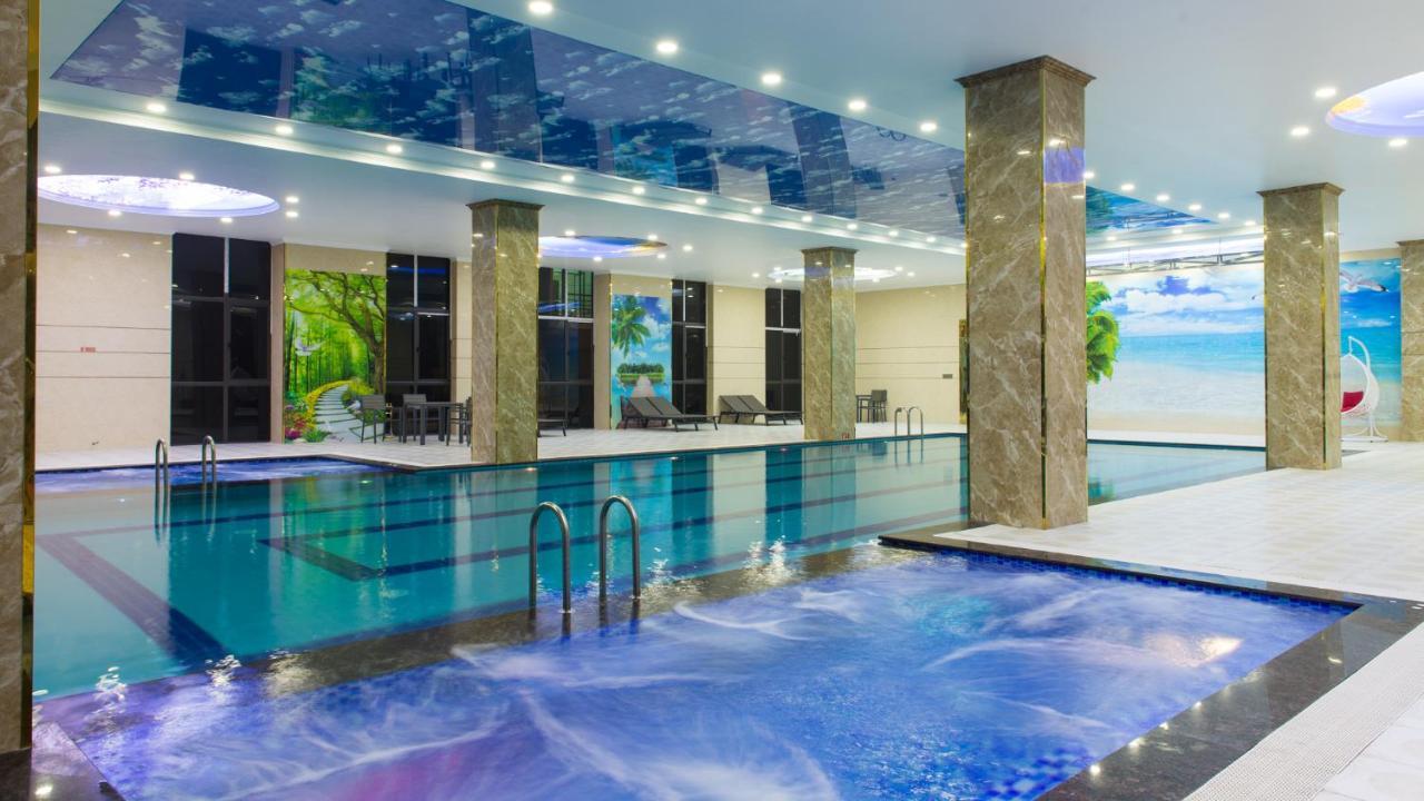 Canh Hung Palace Hotel *