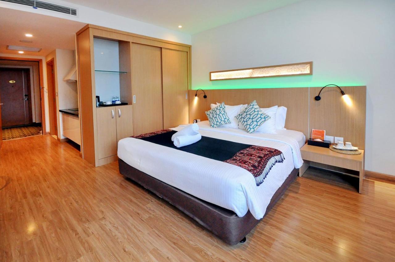 Holi StarCity Nha Trang 4*