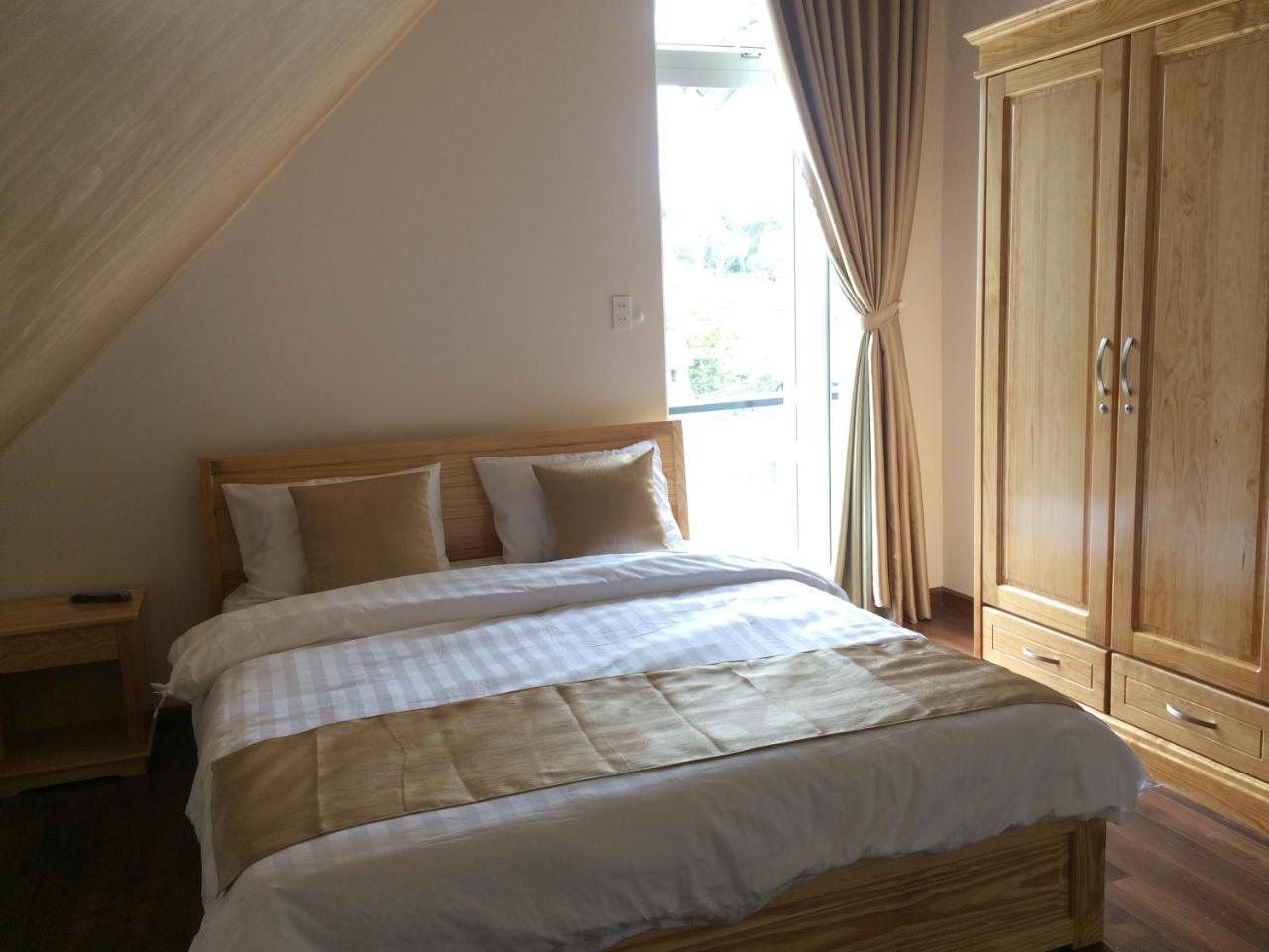 Spring Hotel 2*