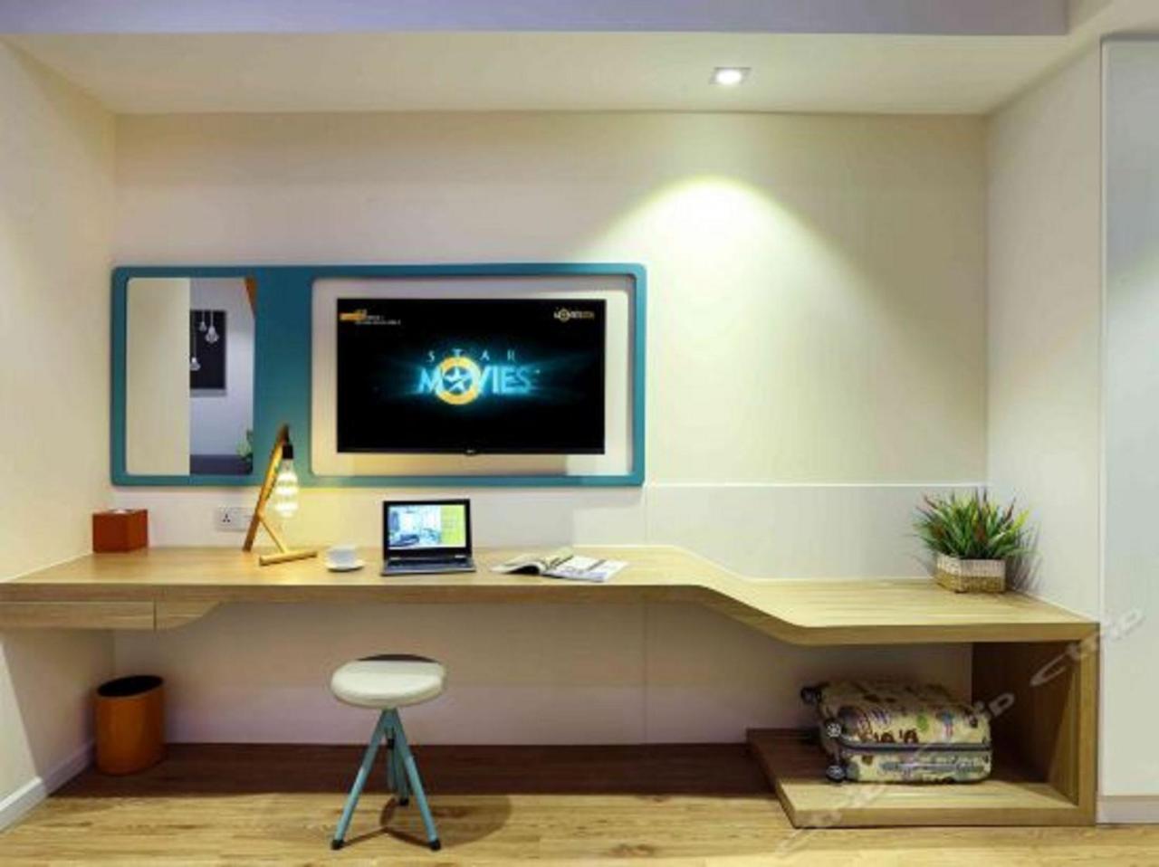 Hotel Parama Balcony Beachfront Nha Trang