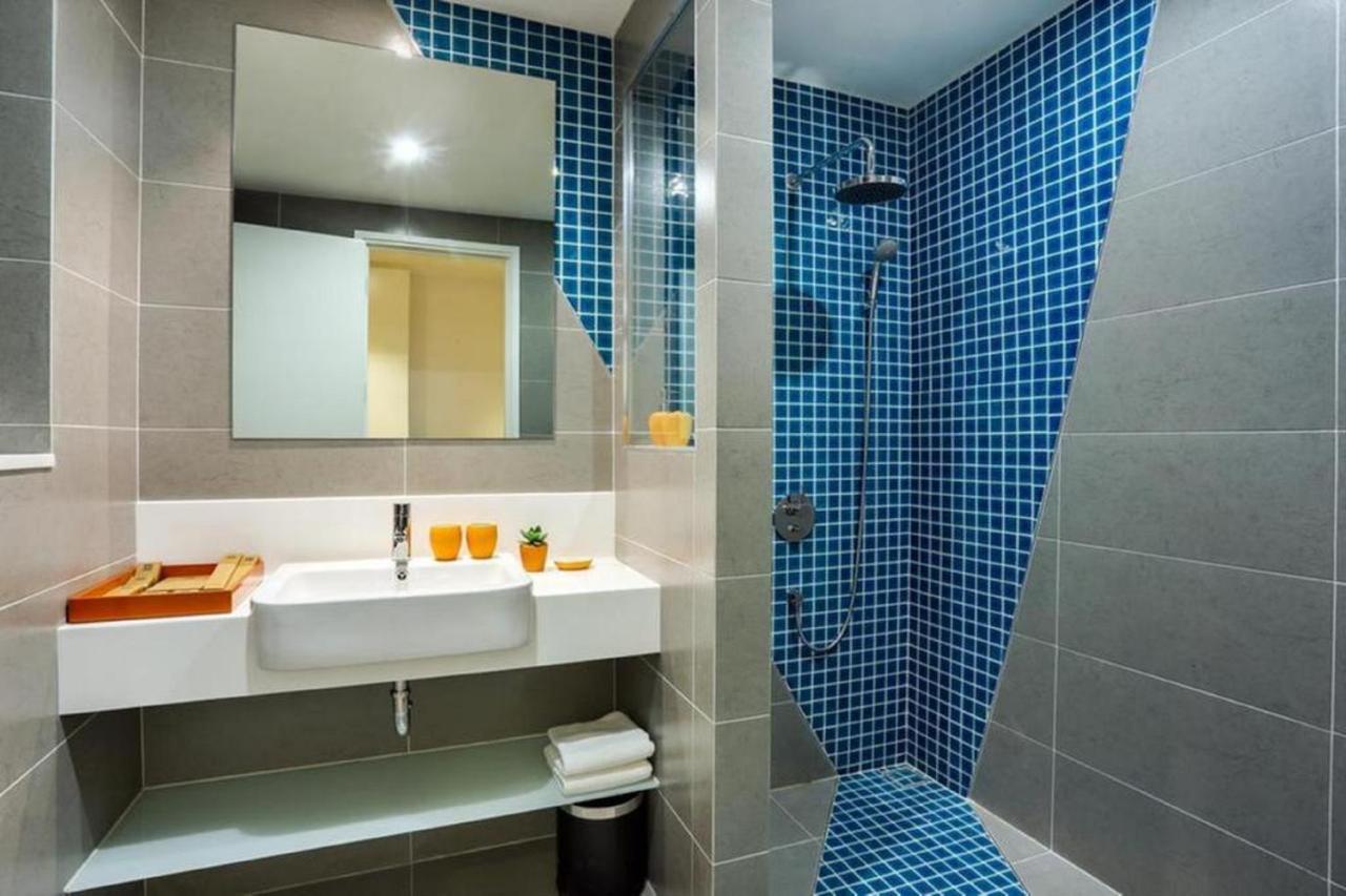 Hotel Parama Balcony Beachfront 4*