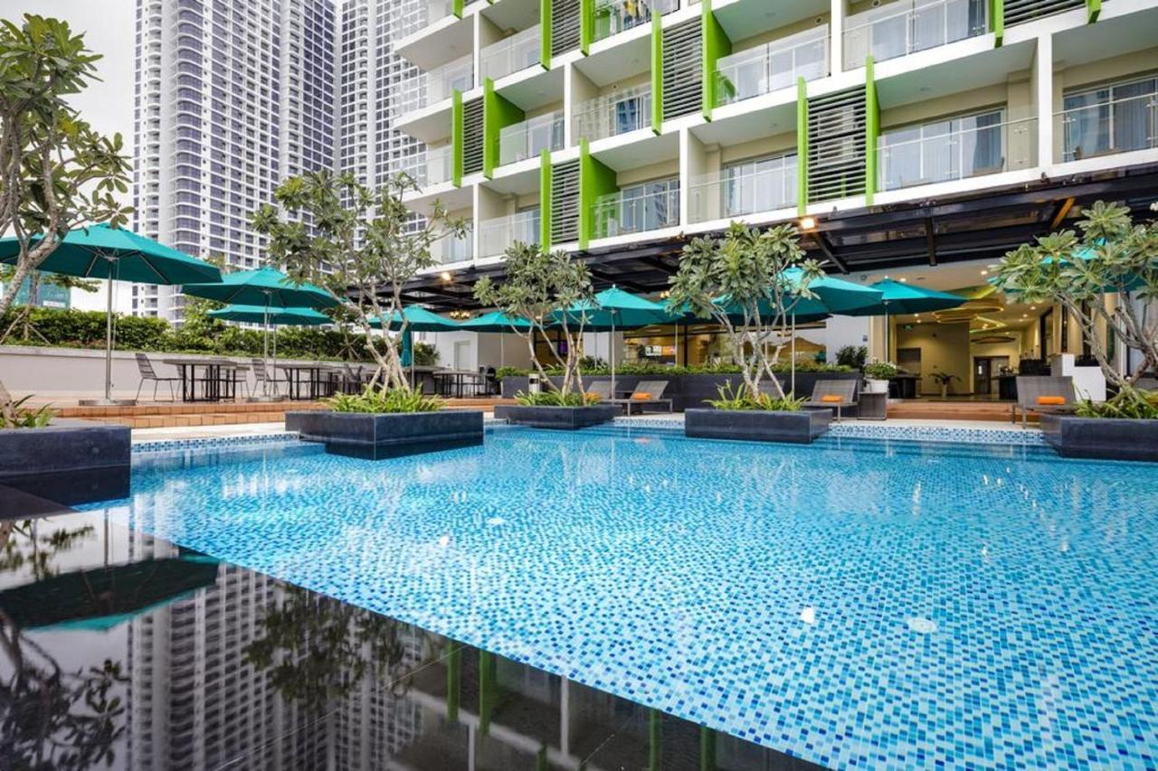 Parama Balcony Beachfront Hotel Nha Trang