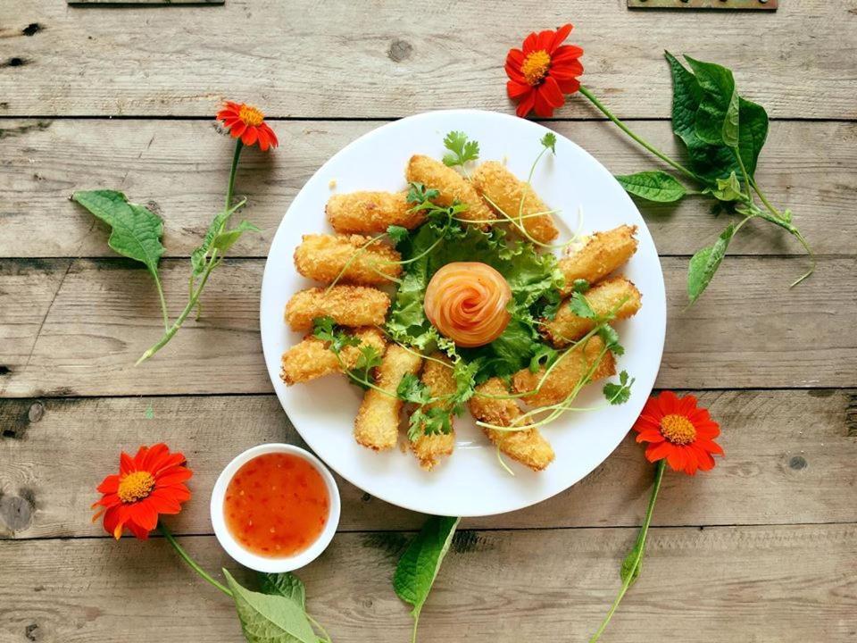 Thanh Khách sạn
