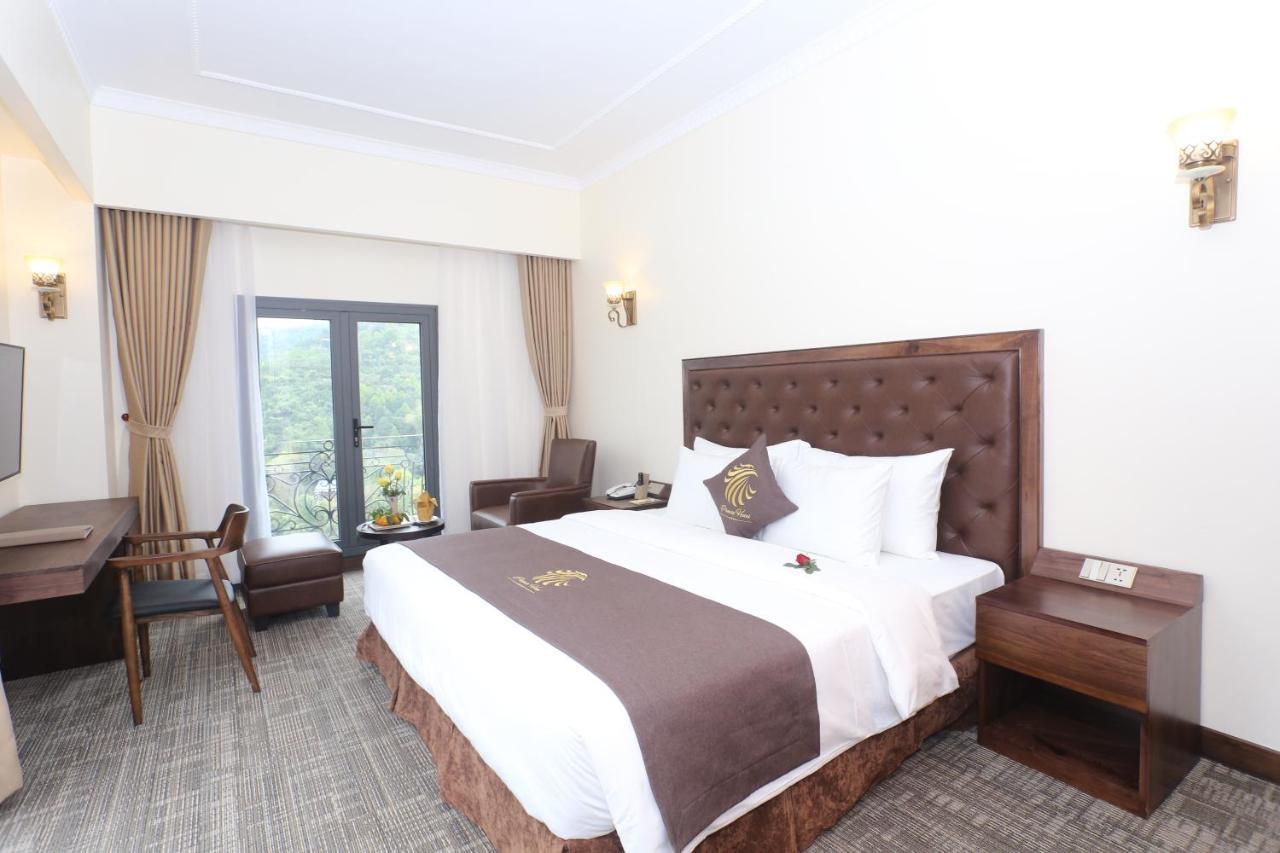 Phoenix 4* Ha Giang
