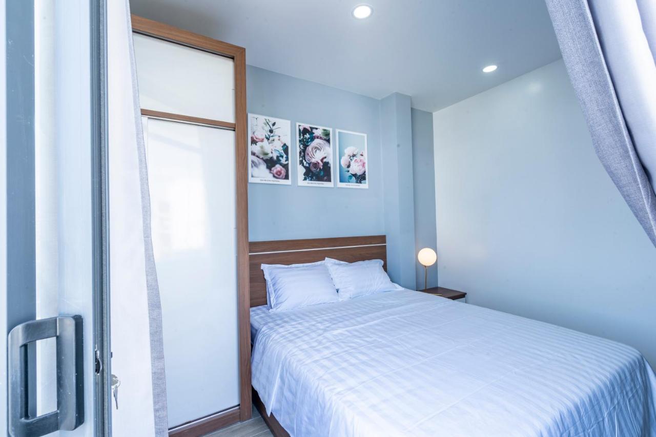 Hoang Anh & Nhatrang Nha Trang