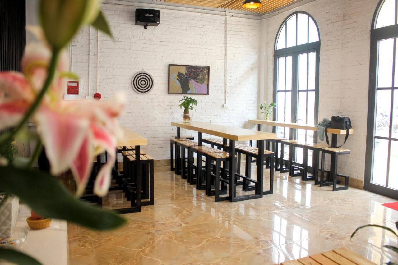 Aroma Hostel *