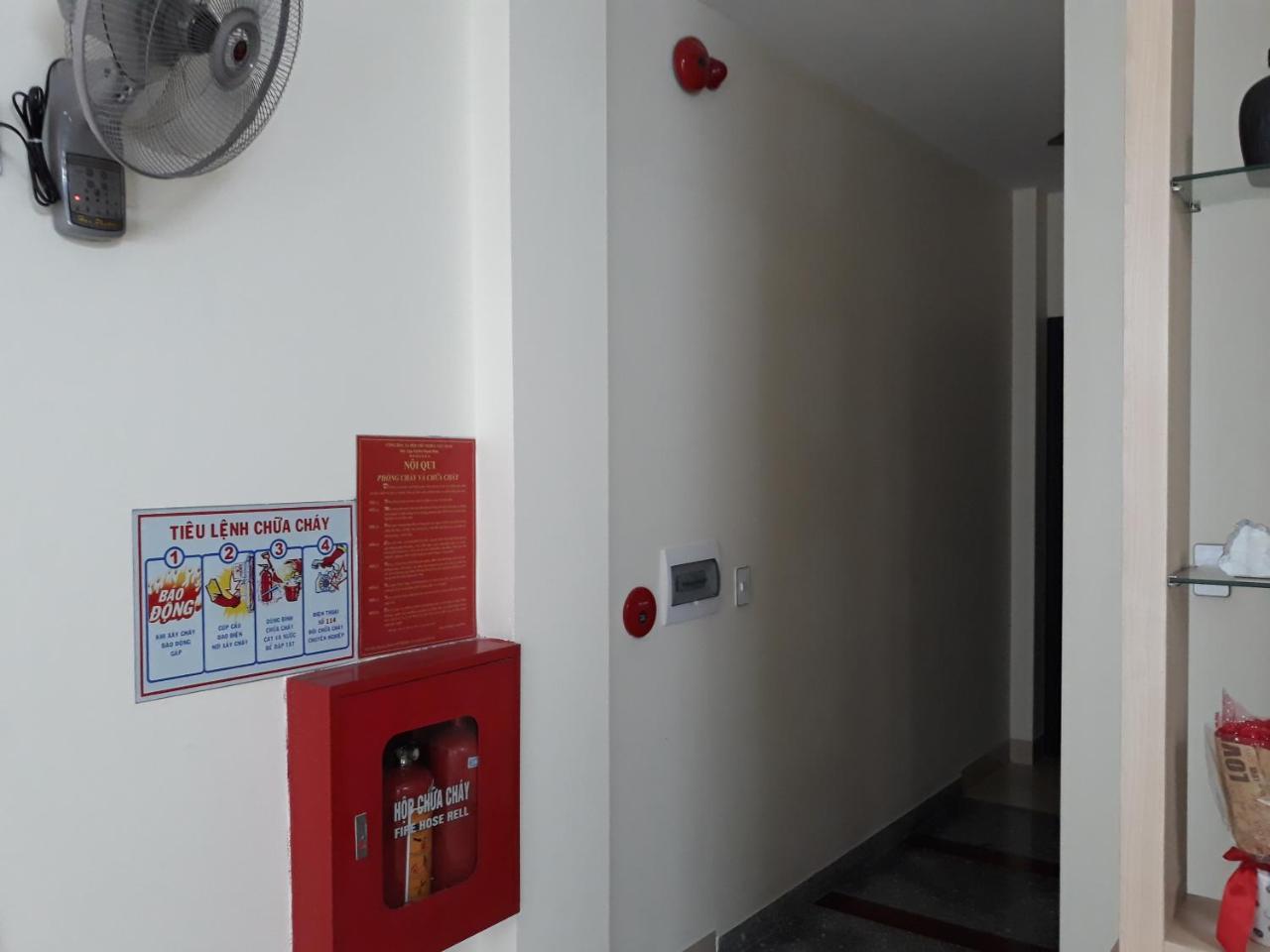 Ngọc Anh Khách sạn hẻo lánh