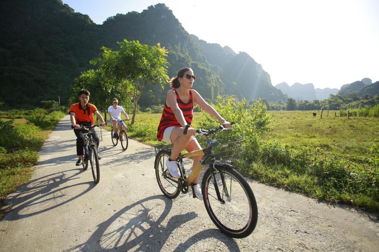 Sunlight Boutique Cruise - Cat Ba Island  Ha Long