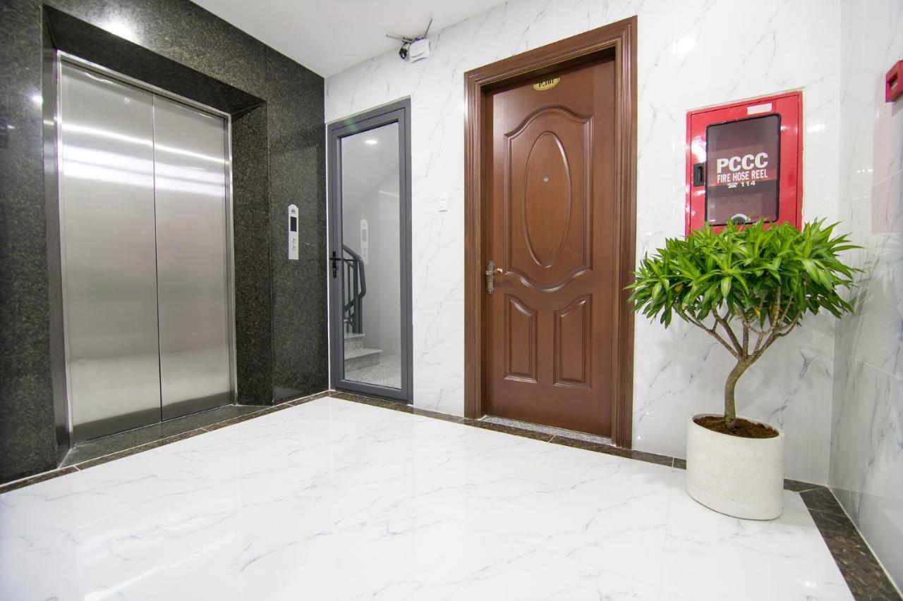 Khách sạn Reddoorz The Jade Thân Nhân Trung