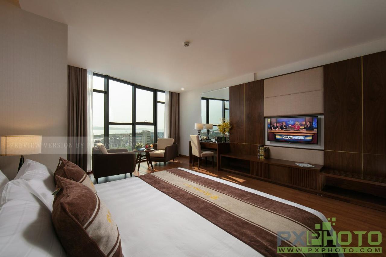 Khách sạn Marina 4*