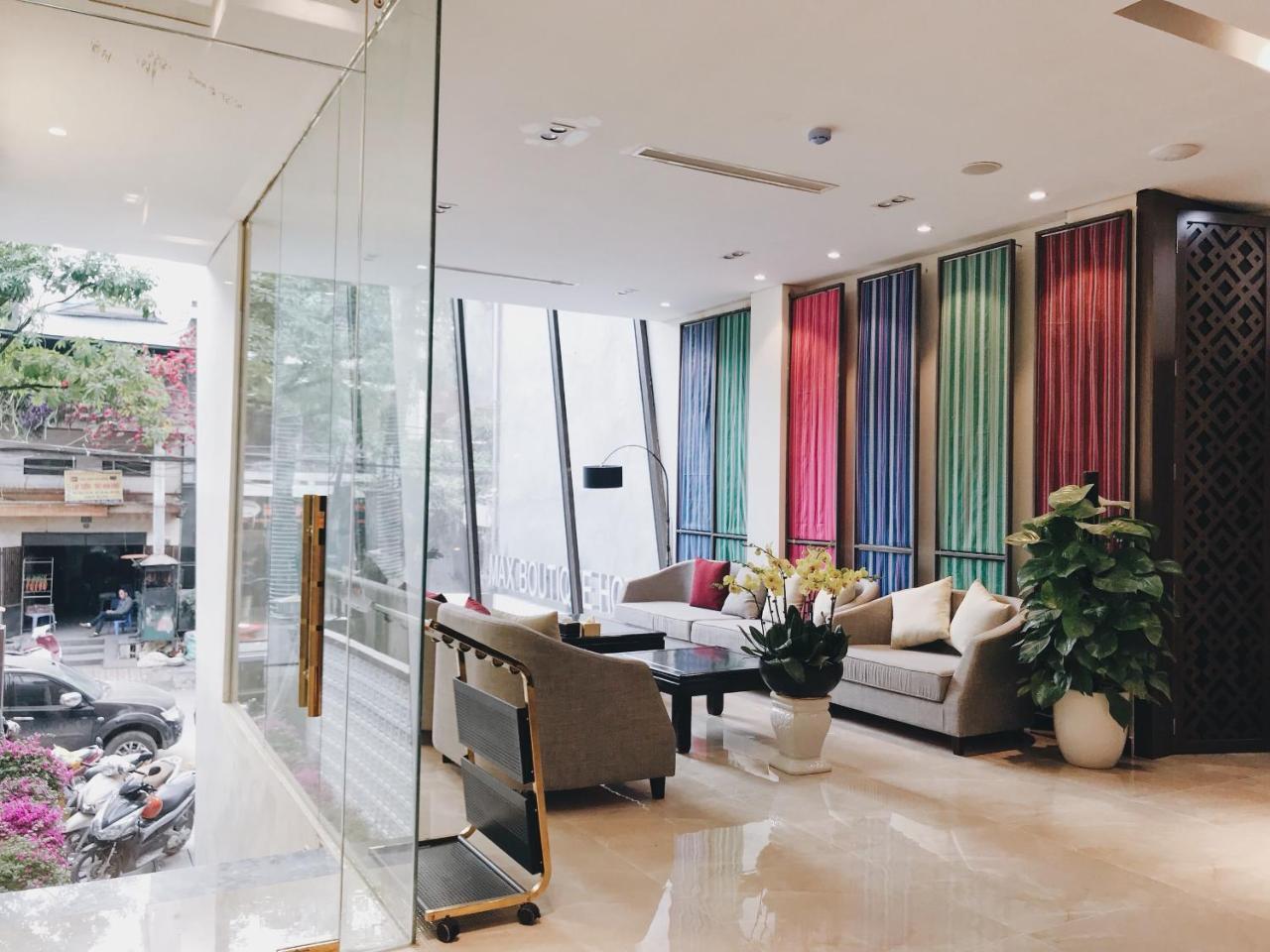 Max Boutique 3*