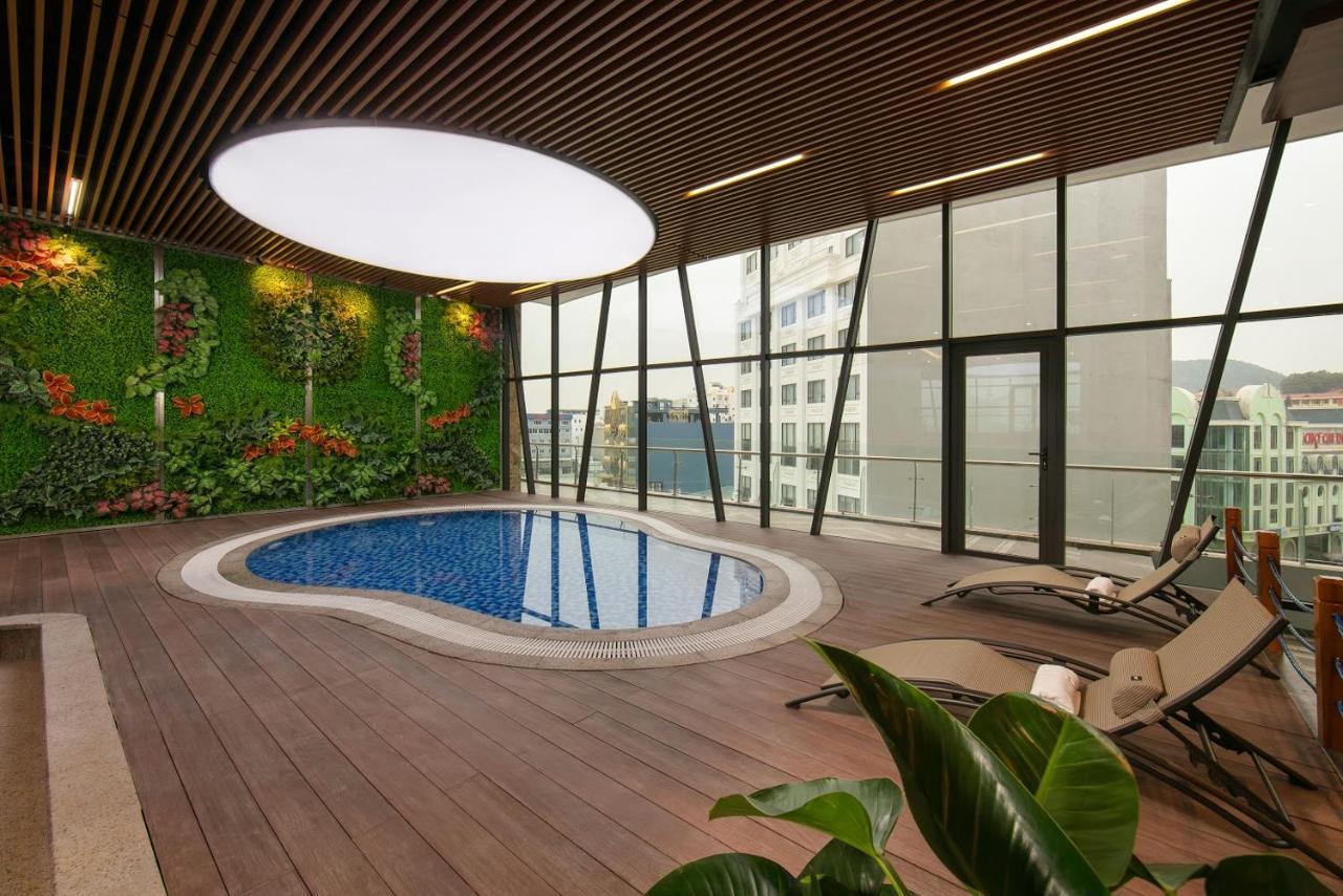 Marina 4* Hạ Long