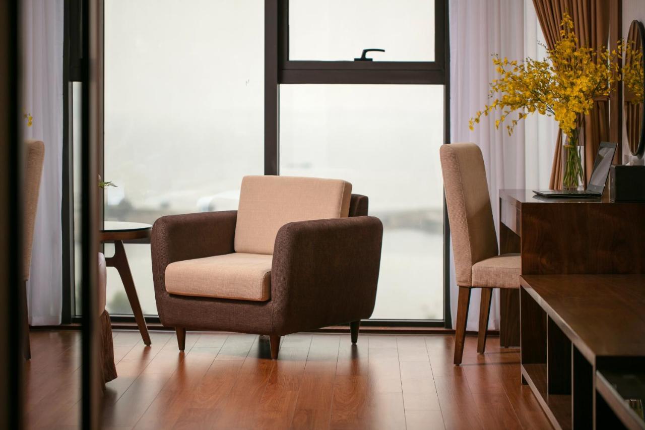 Marina Khách sạn 4*