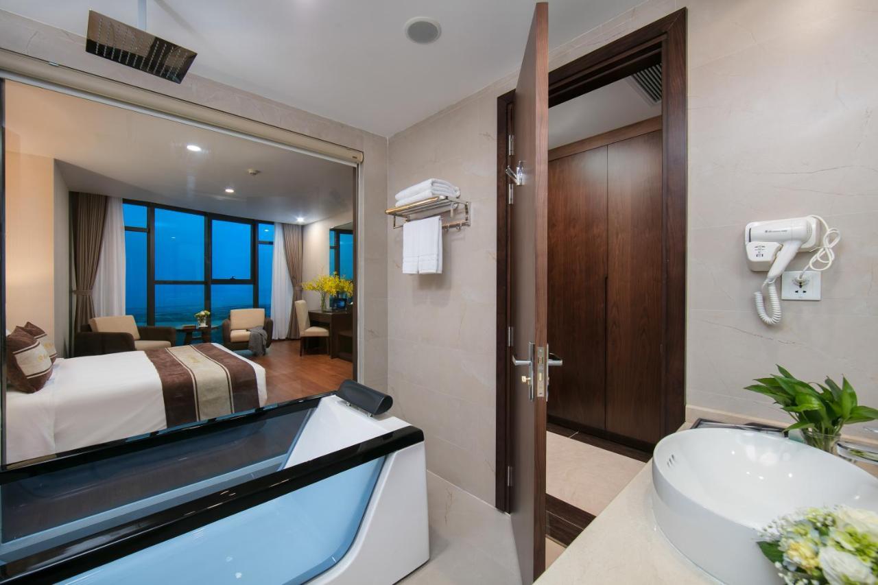 Khách sạn Marina Hạ Long