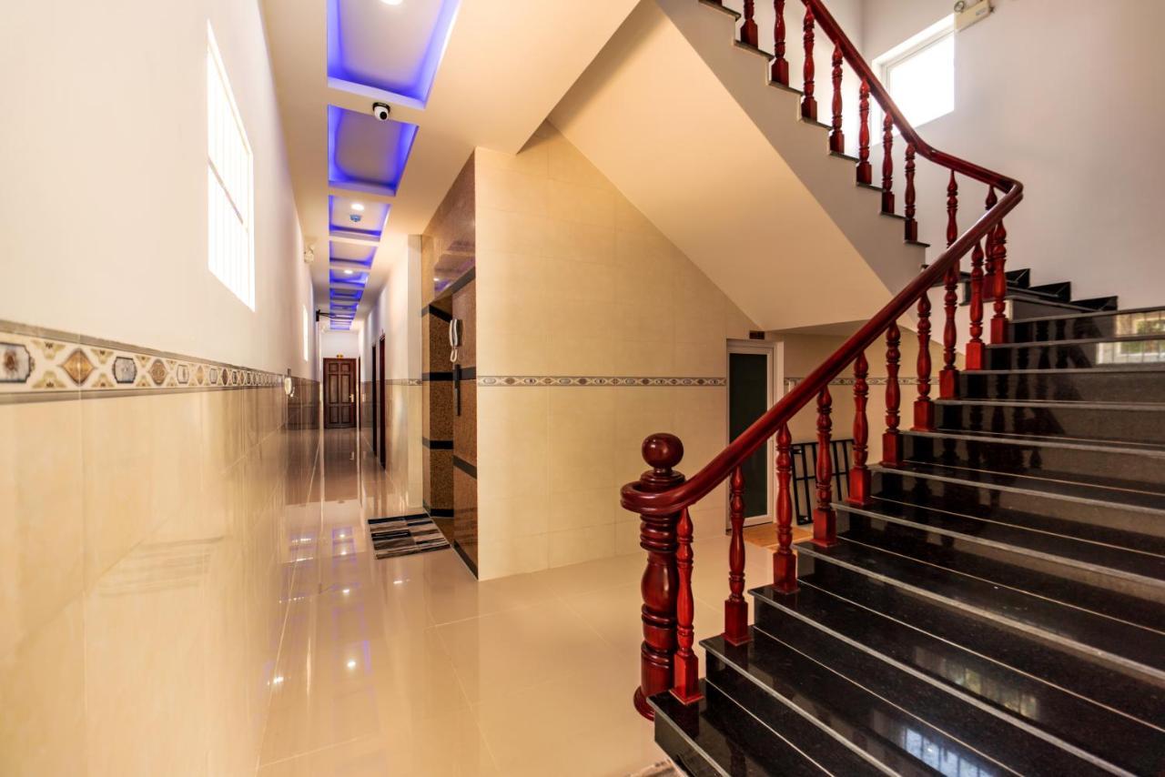 Huong Dao Hotel 2*
