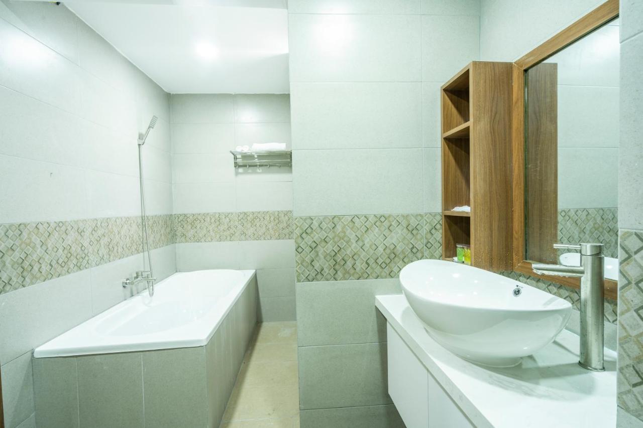 Hoang Anh & Nhatrang 3*