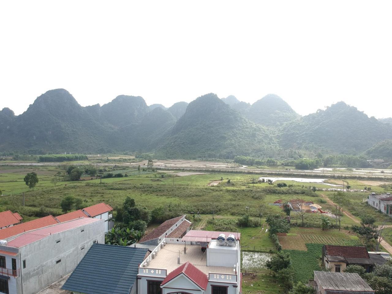 Son Doong Riverside 2*