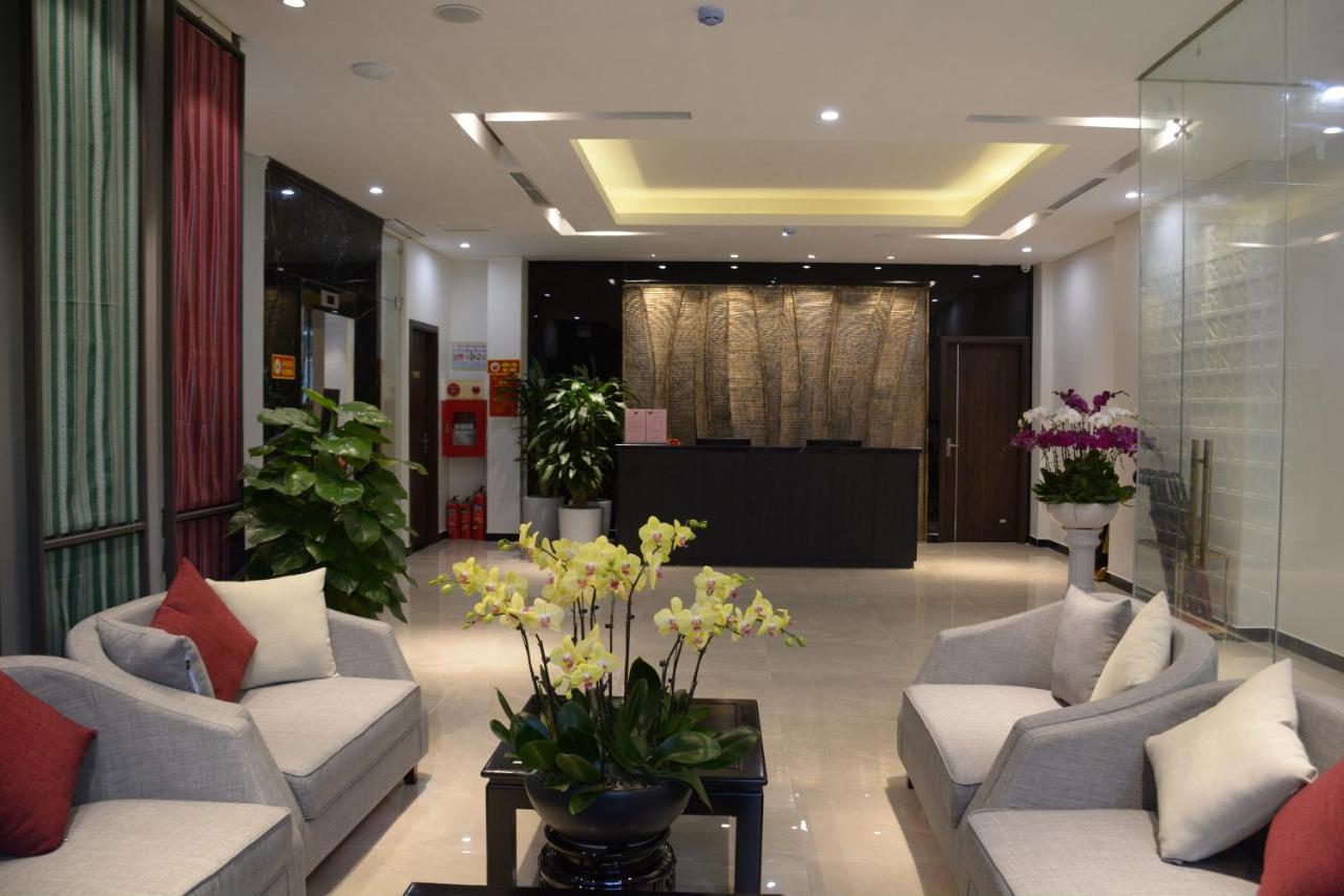 Max Boutique 3*