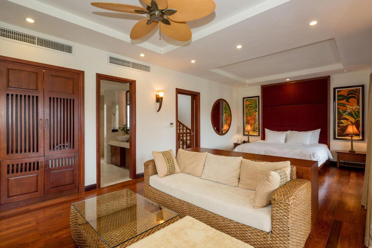 Tropical Villas Beach Villa