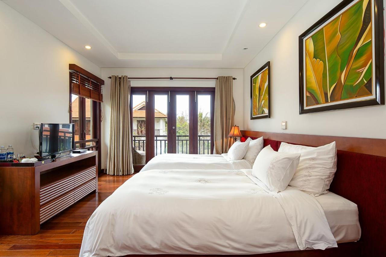 Tropical Villas Beach