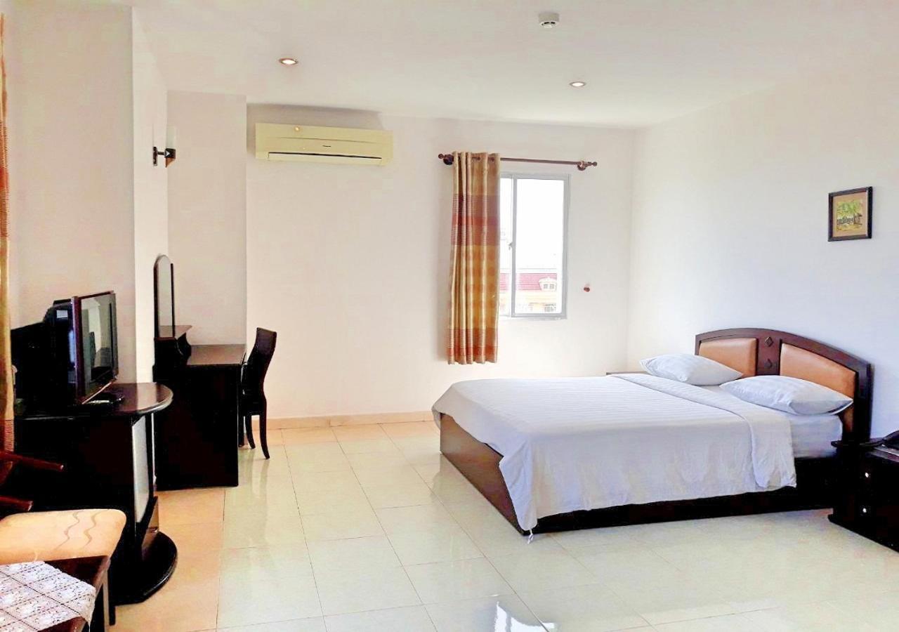 Long Hotel 3*