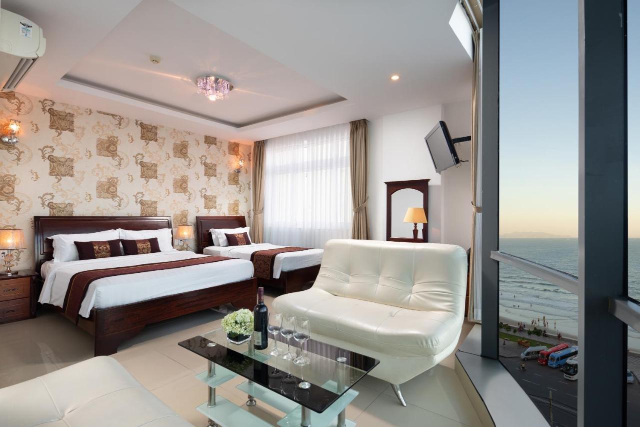 Khách sạn Corvin 3*