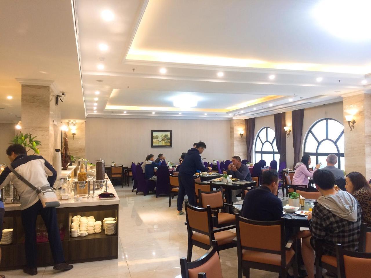 Galaxy Halong Khách sạn 4*