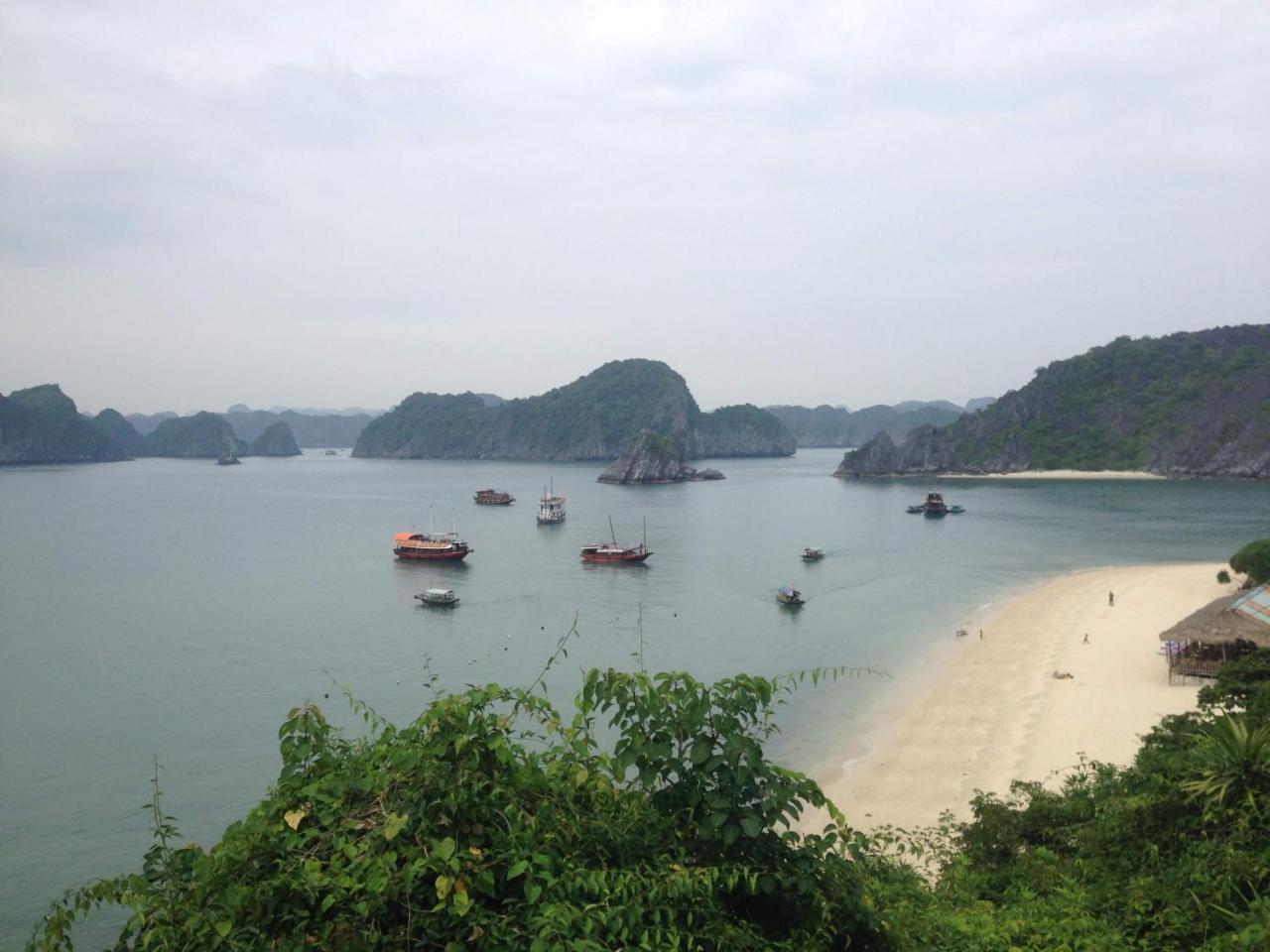 Alibaba's Khách sạn Cat Ba Island