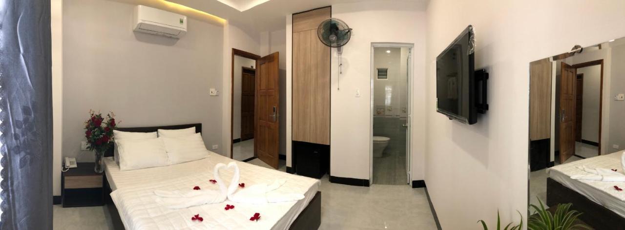 Khách sạn Hồng Phúc