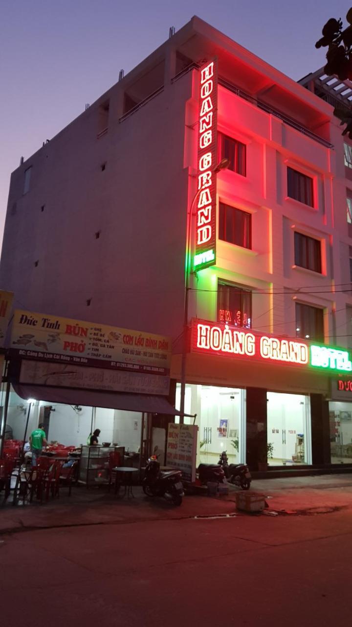 Hoang Grand