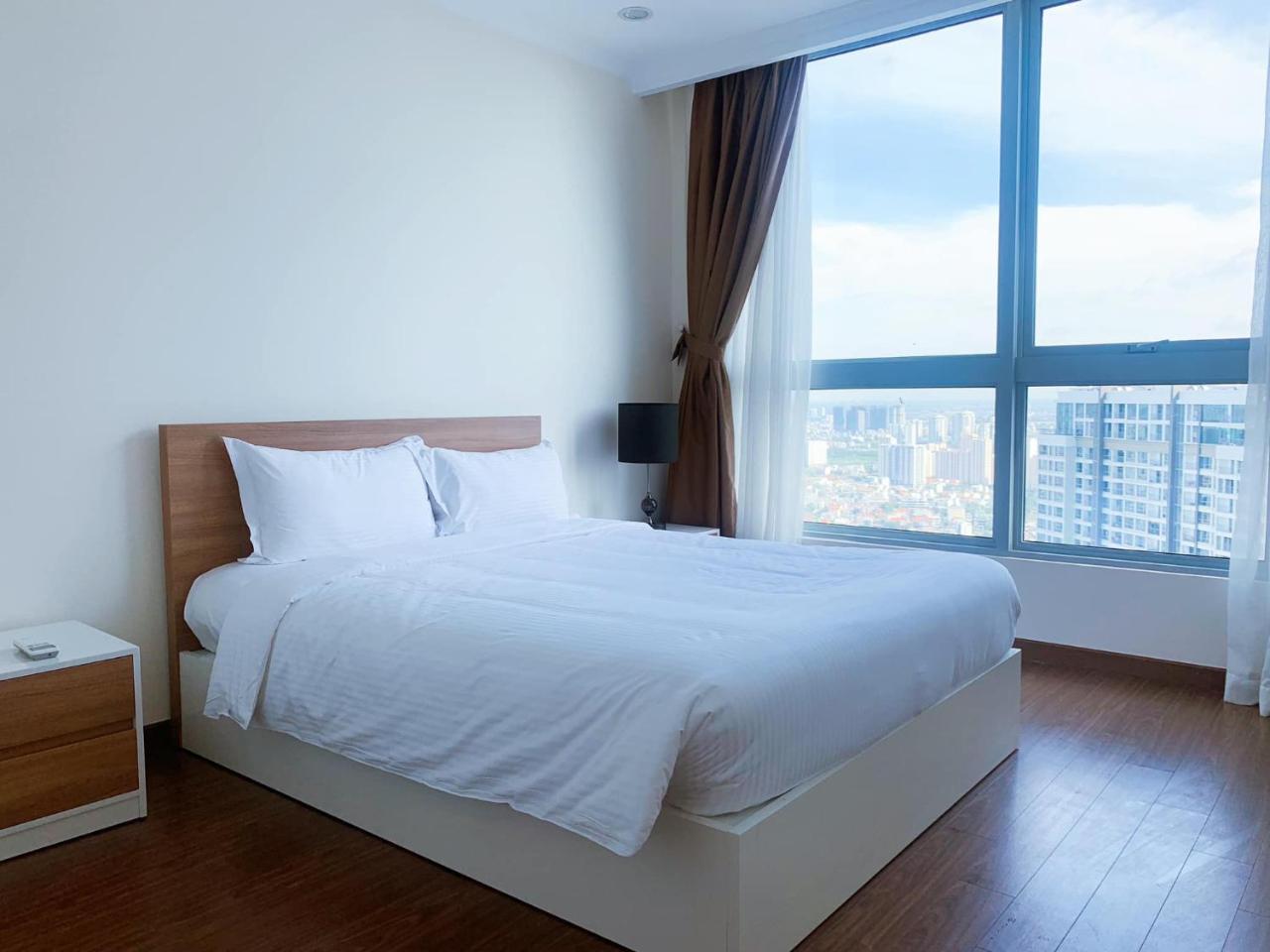 The Luxe Nest Landmark 81 Homestay *