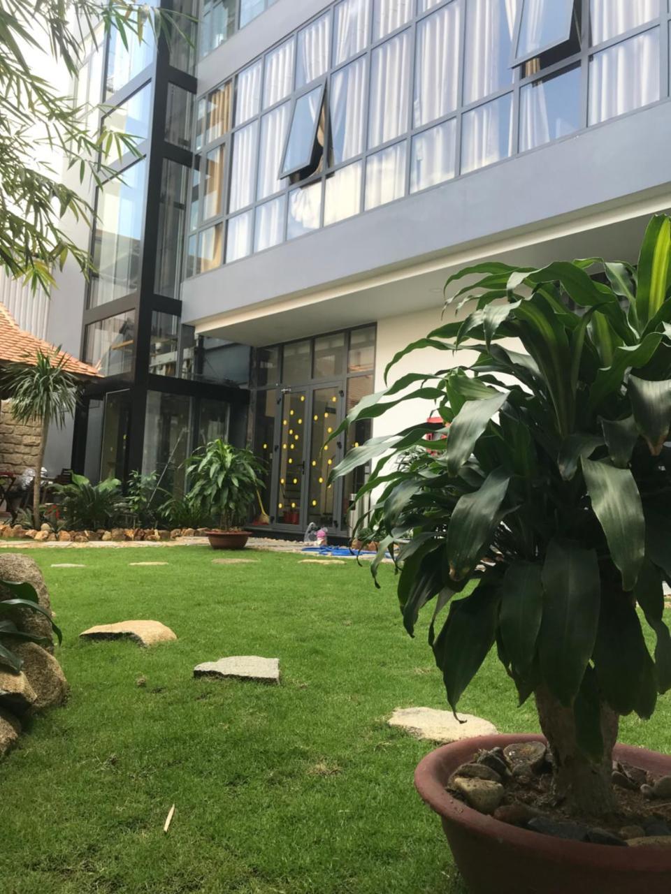Lily Hotel Nha Trang