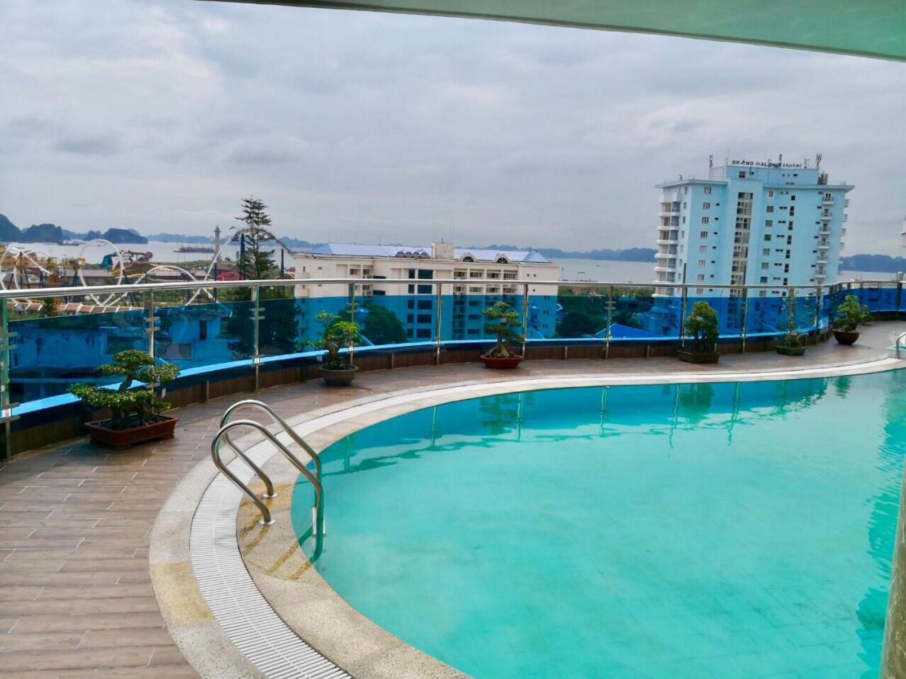 Relax Hotel Ha Long