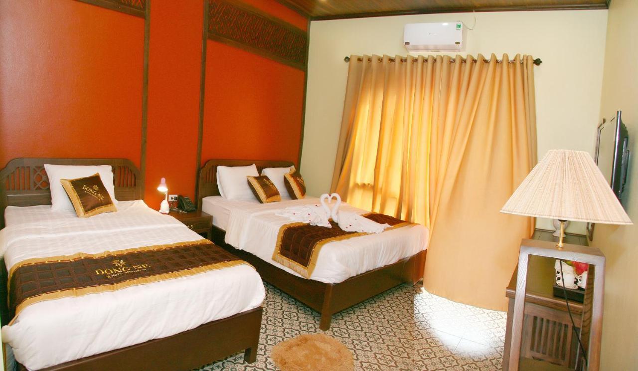 Hotel Dong Ne & Van Lam