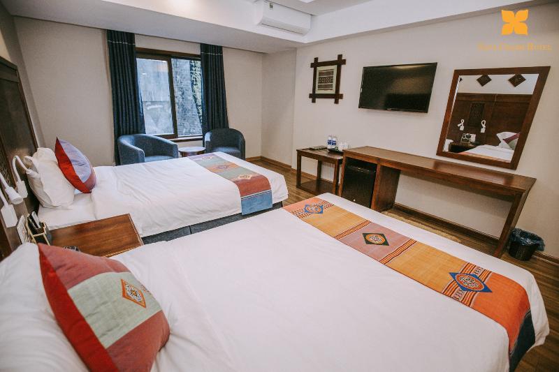 Charm 4* Sapa