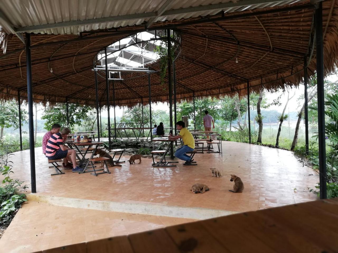 Resort Gio Lao Eco - Dao Che Thanh Chuong *