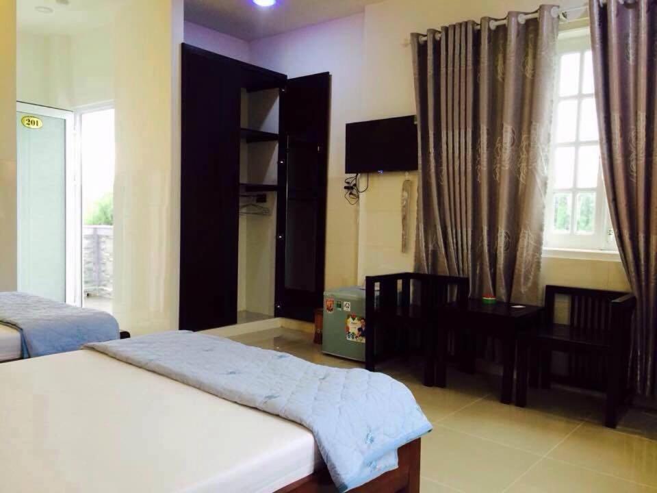 Hoang Gia Doc Let Khách sạn Ninh Hoa