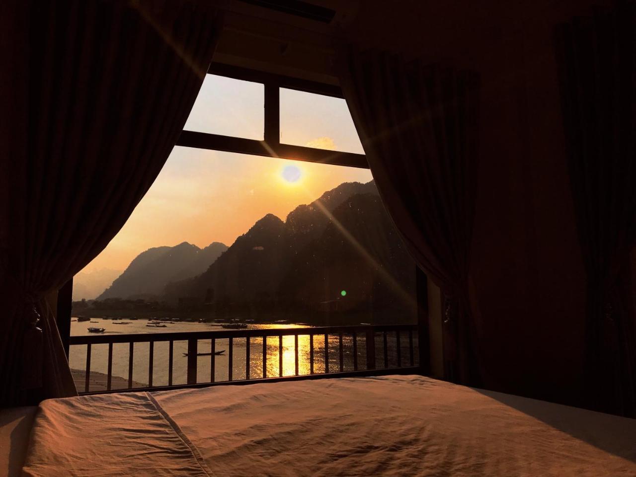 Hotel Coco Riverside Phong Nha
