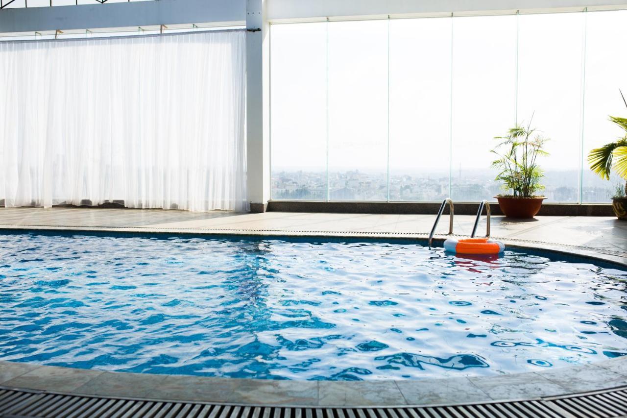 Ba Trung Hotel&spa Khách sạn 3*