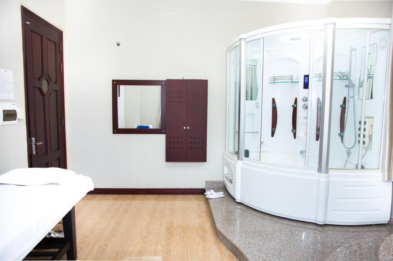 Khách sạn Ba Trung Hotel&spa 3*