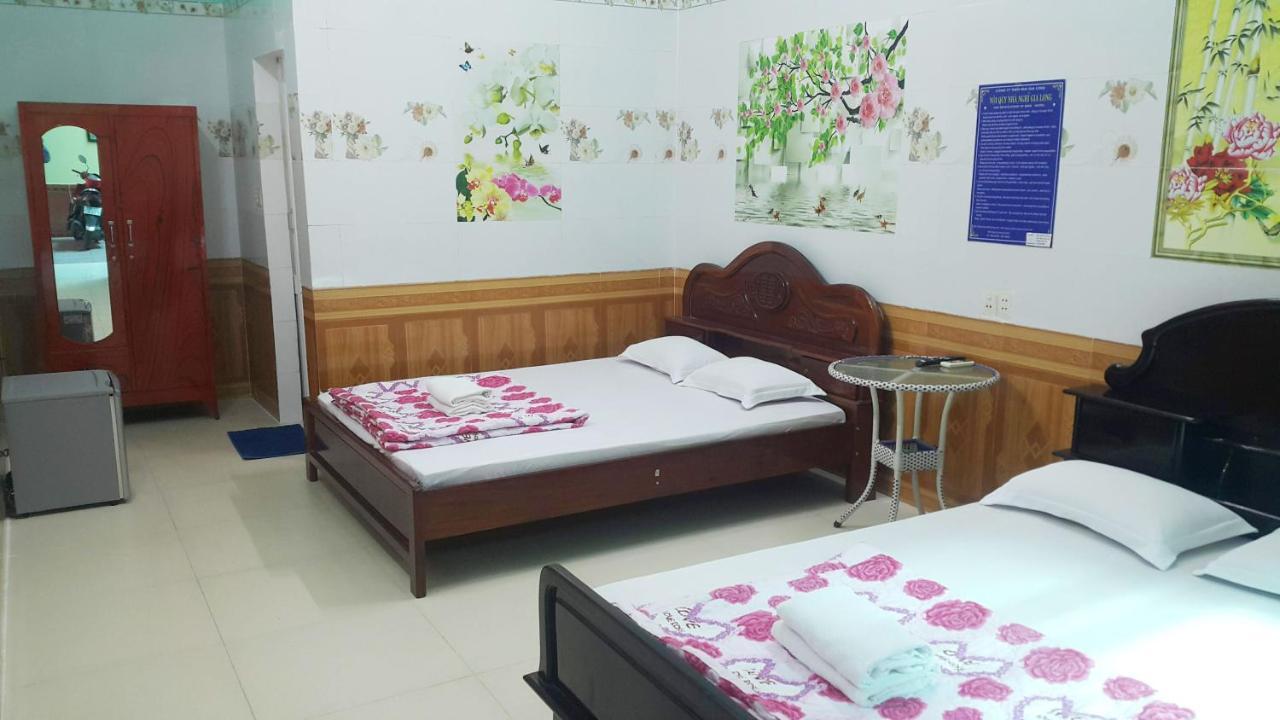 Motel Gia Long *