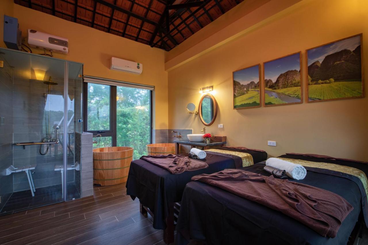 Bai Dinh Garden & 4*