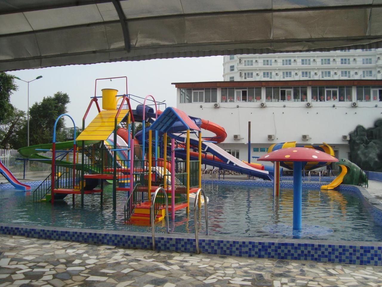 Paracel Tien Khu nghỉ mát 4*
