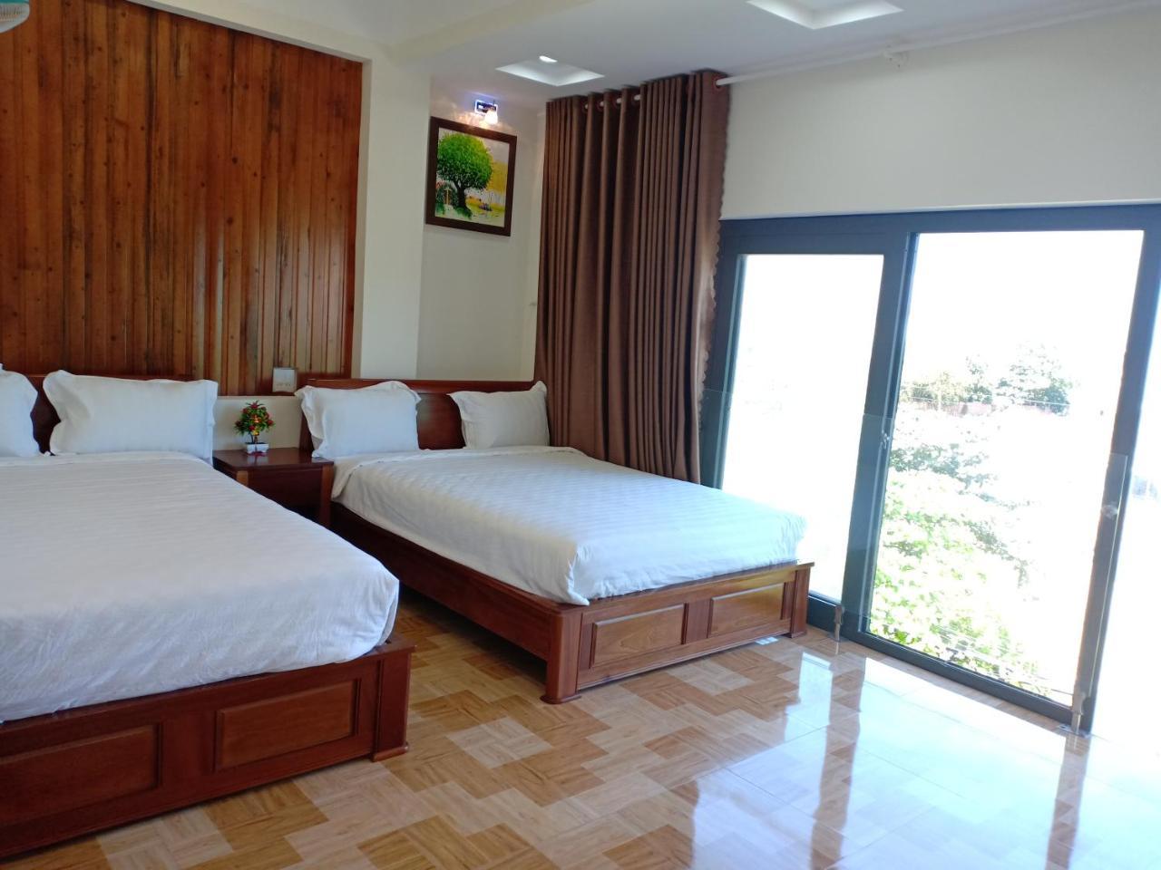Hotel Htp 2*