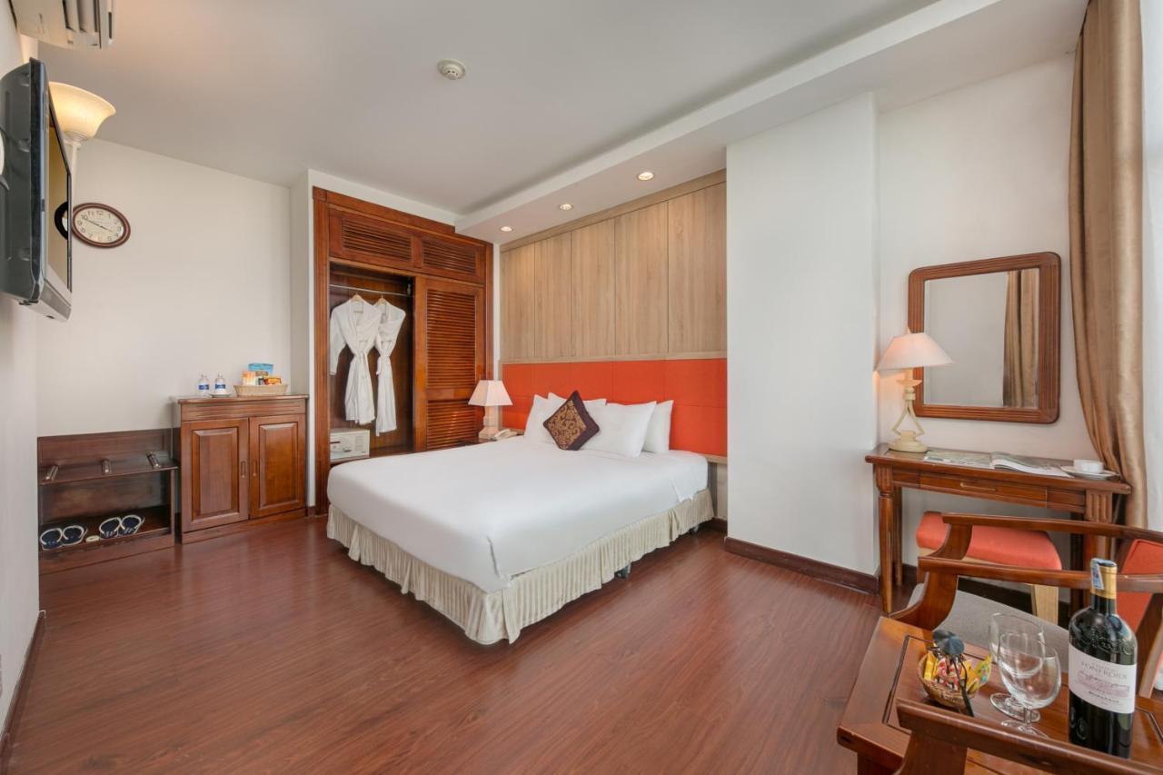 Sun River Hotel