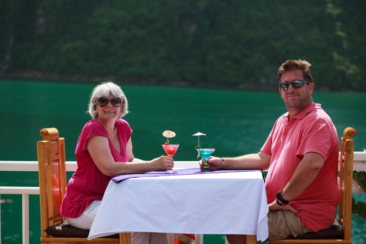 Viola Cruise Halong Bay 4*