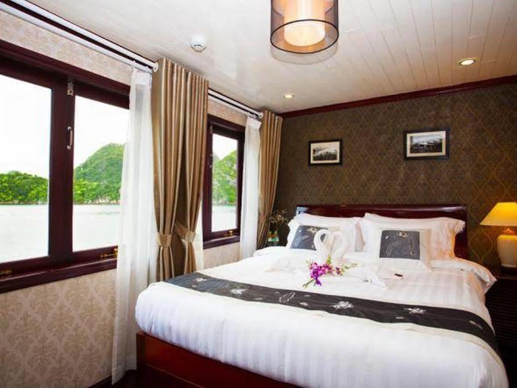 Botel Phoenix Luxury Cruise