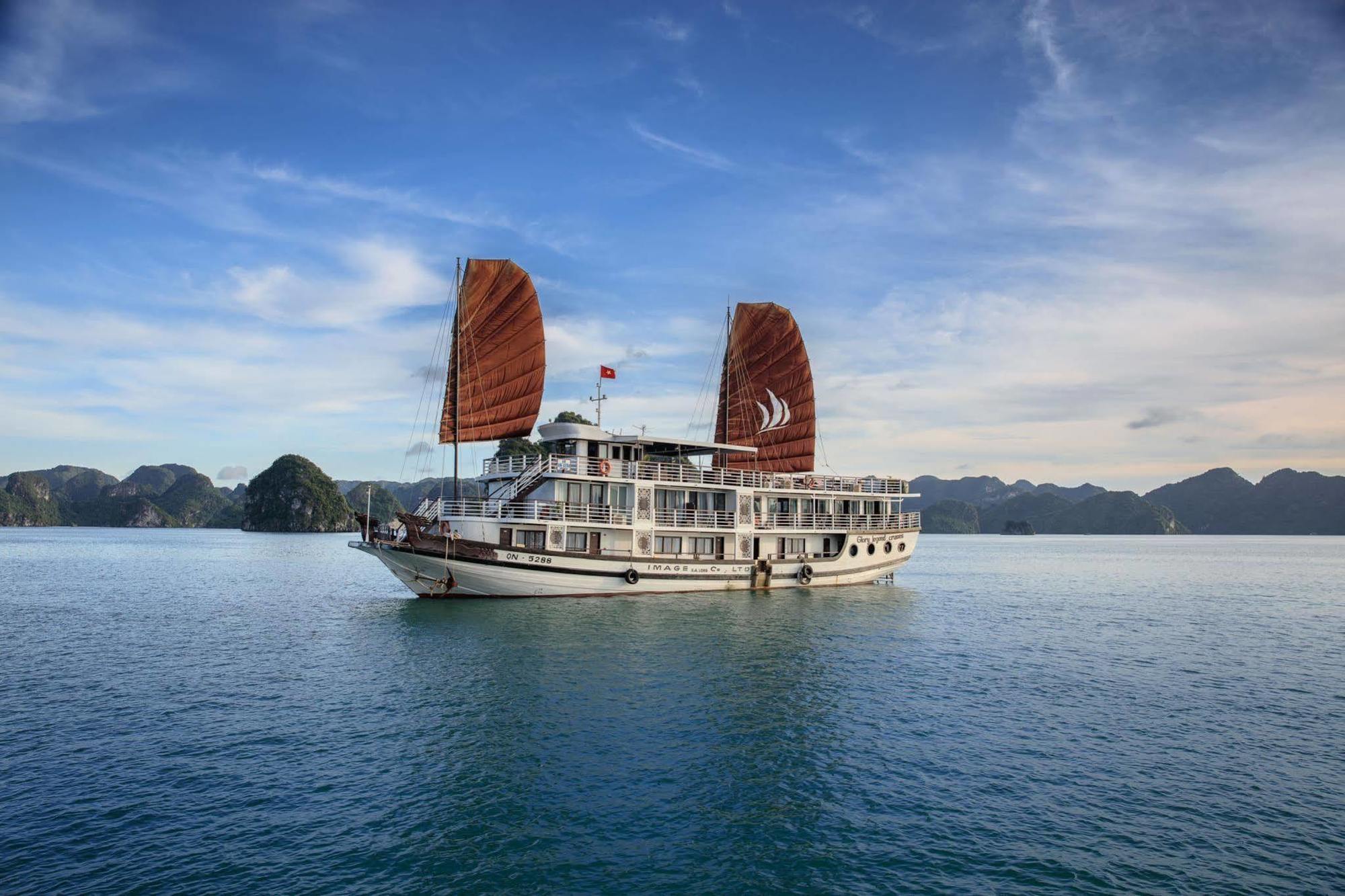 Halong Glory Legend Cruise Hạ Long