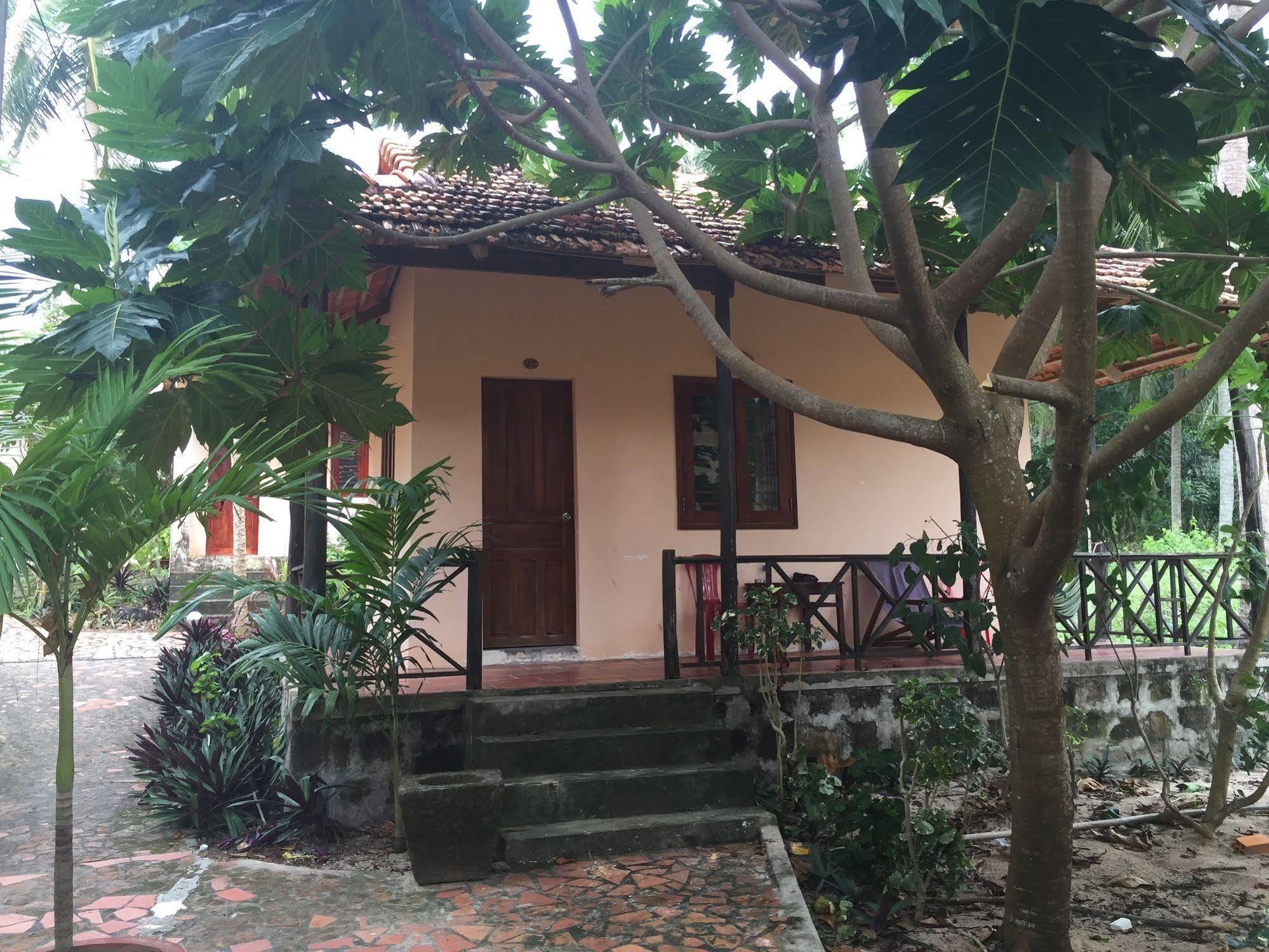 Hotel Thai Tan Tien 2*