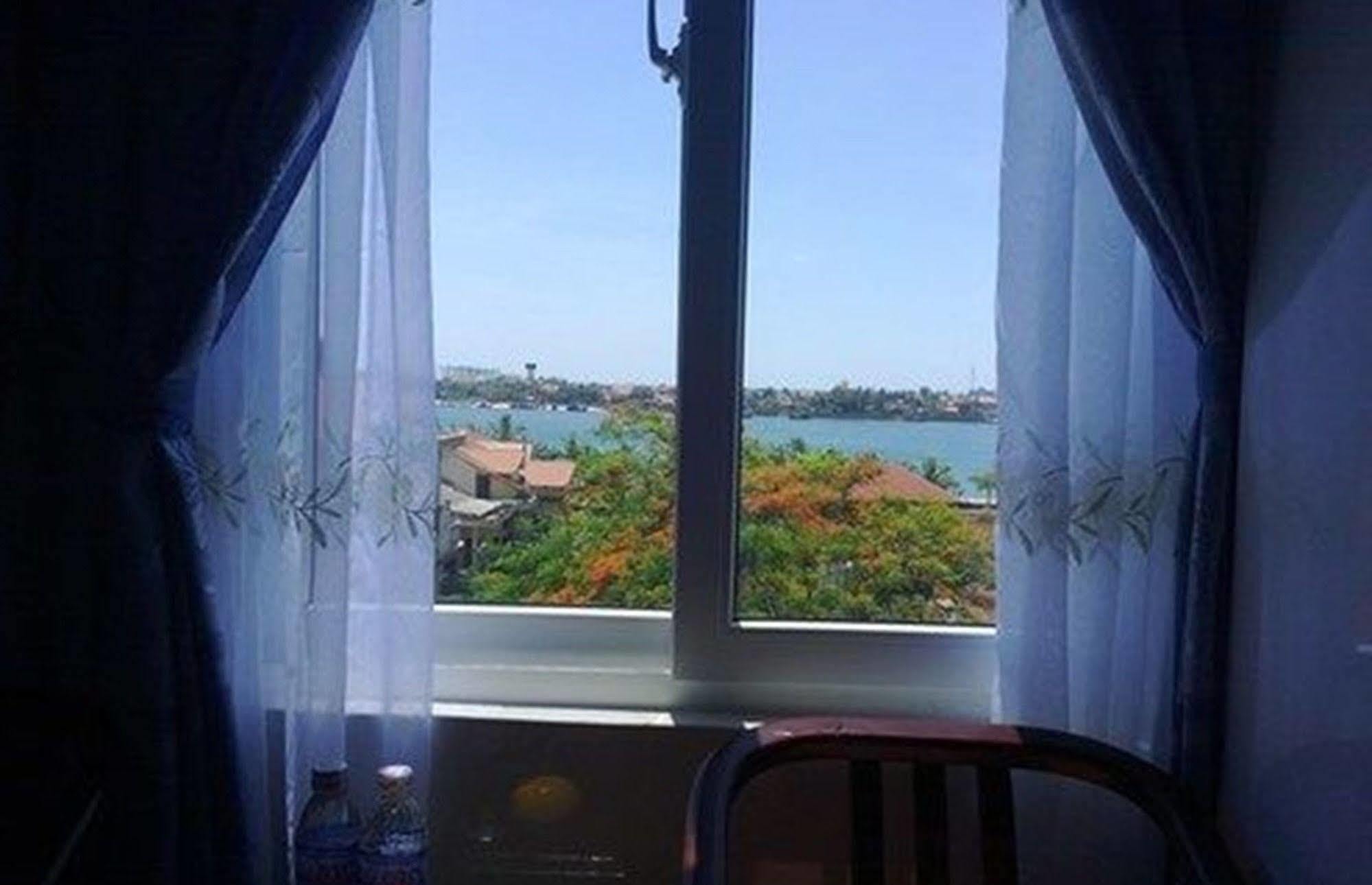 Anh Linh 1 Hotel 2*